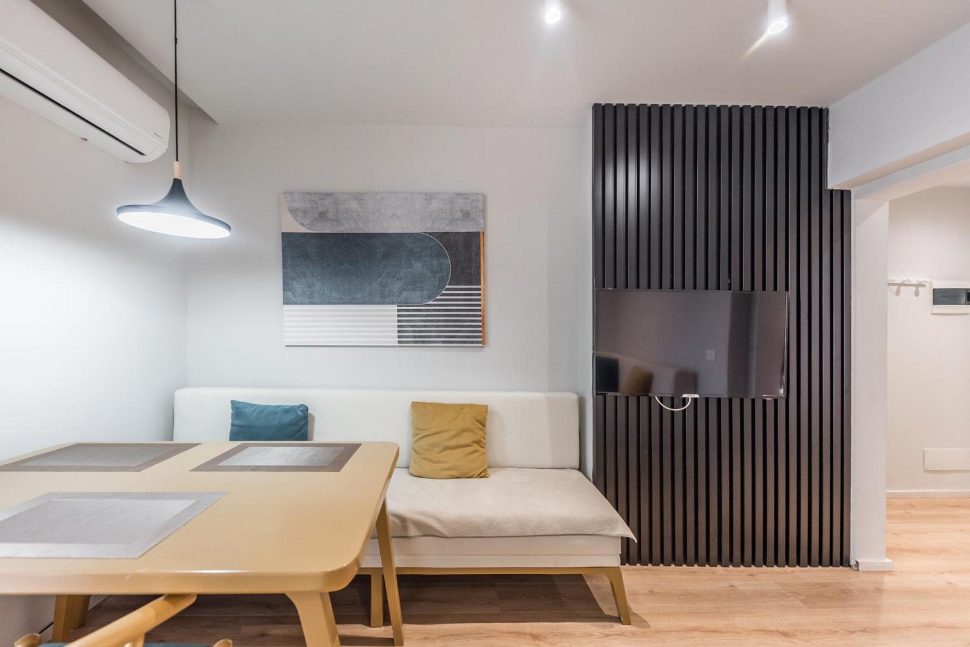 Pazari I Ri - 1 Bedroom Loft *
