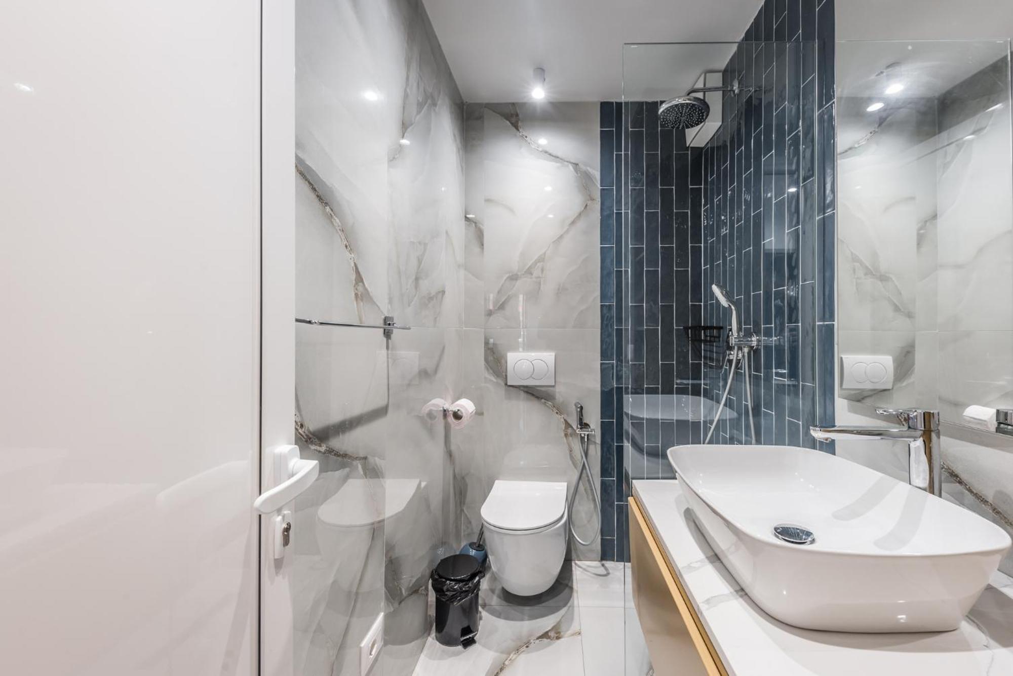 Pazari I Ri - 1 Bedroom Loft Apartment Tirana