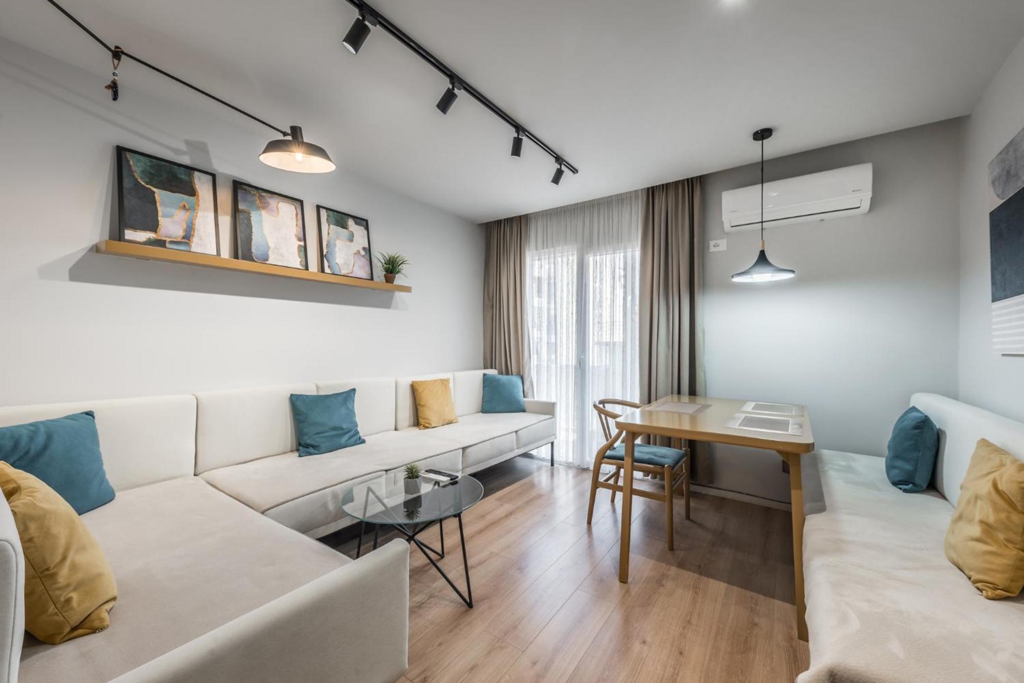 Pazari I Ri - 1 Bedroom Loft * Tirana